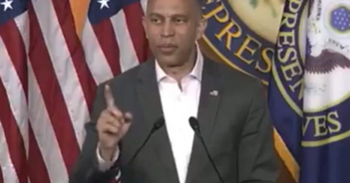 DOES HE WANT TO GET THEM KILLED? House Minority Leader Hakeem Jeffries Vows to Unmask ‘Every Single ICE Agent’ (VIDEO)