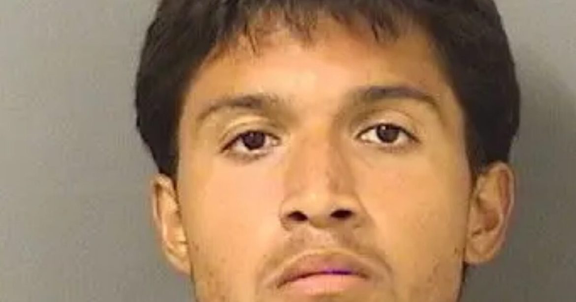 Man Arrested For Jumping Over President Trump’s Mar-a-Lago Wall